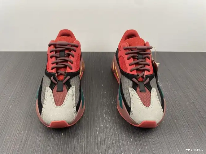 hype HQ6979 Boost Hi-Res 700 Adidas Yeezy Red 0516